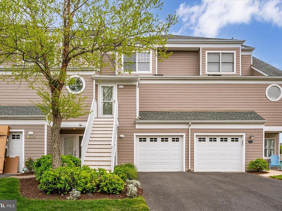 1st image of 38274 Bay Vista Dr