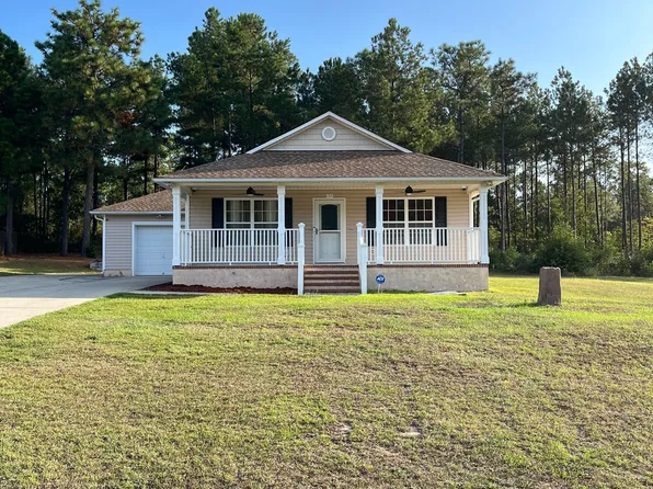 137 Farm Chase Dr, Lexington, SC 29073