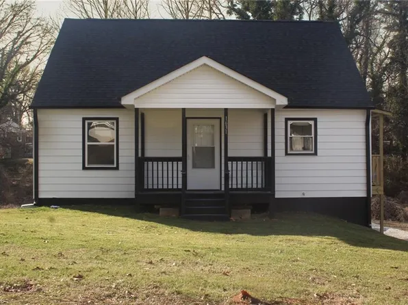 1631 N Hamilton St, High Point, NC 27262