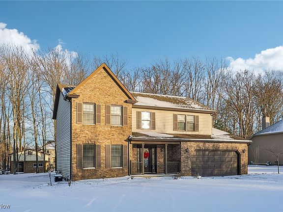 3rd image of 10057 Jamestown Dr