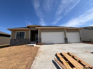 11705 119th Ave, Papillion, NE 68046