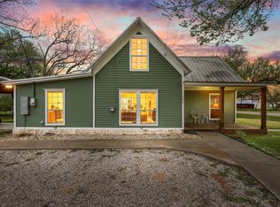 107 W Avenue F, Valley Mills, TX 76689