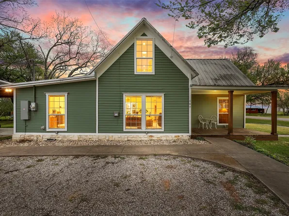 107 W Avenue F, Valley Mills, TX 76689