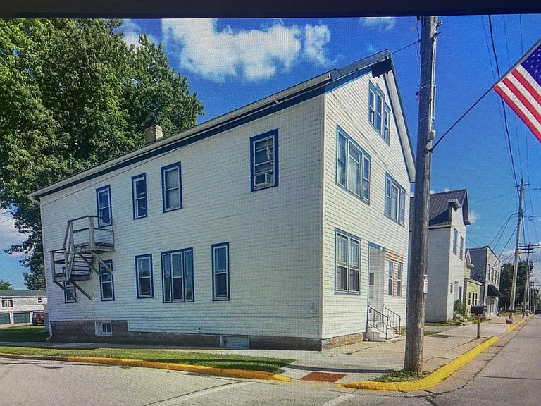 204 S Saint Augustine St #1 — Photo 4