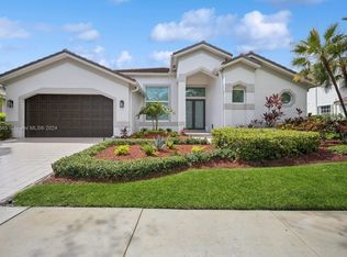 2787 Oakbrook Ln, Weston, FL 33332