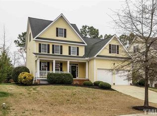 204 Avent Meadows Ln, Holly Springs, NC 27540