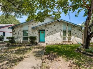 425 Solitude Dr, Garland, TX