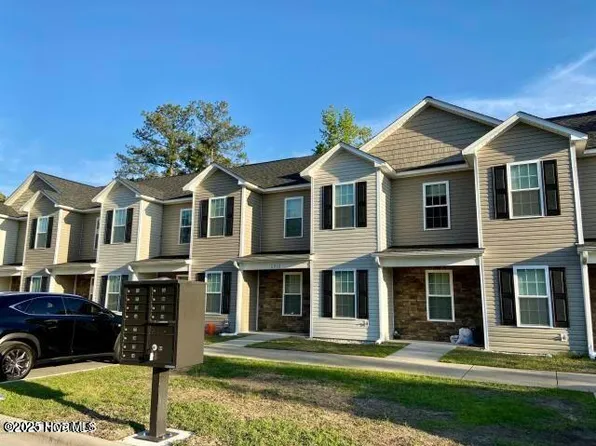 2915 Macgregor Downs Rd APT 4, Greenville, NC 27834