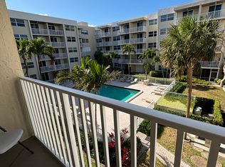 2929 S Ocean Blvd APT 303, Boca Raton, FL 33432
