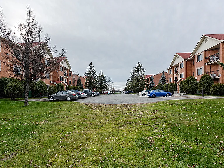 550 Notre Dame Ave W #C202 — Photo 3
