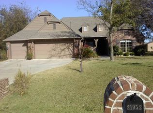21952 S Amber Dr, Claremore, OK 74019