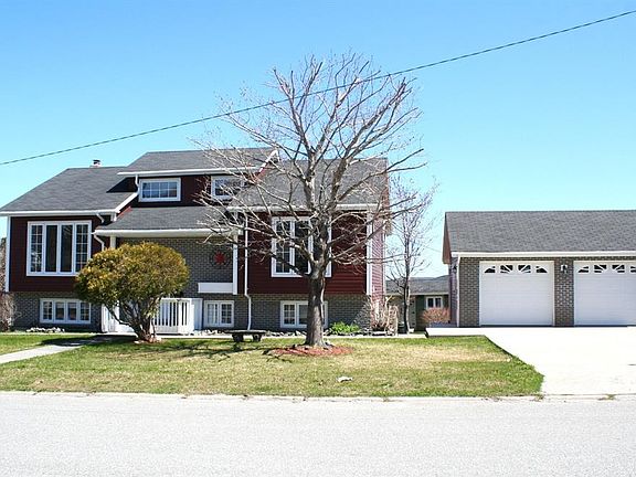 3rd image of 79 Carter Avenue