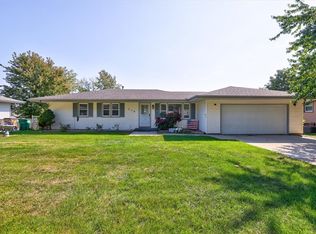 710 S 2nd St, Carlisle, IA 50047
