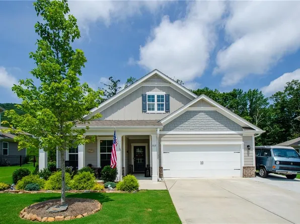 705 Broken Arrow, Waleska, GA 30183