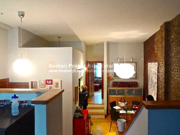 25 Church St APT 1, Boston, MA 02116