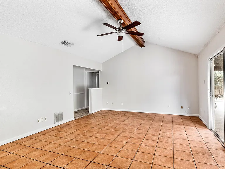 7506 Glenhill Rd — Photo 9