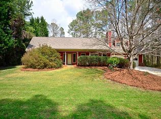 800 E Hembree Xing, Roswell, GA 30076