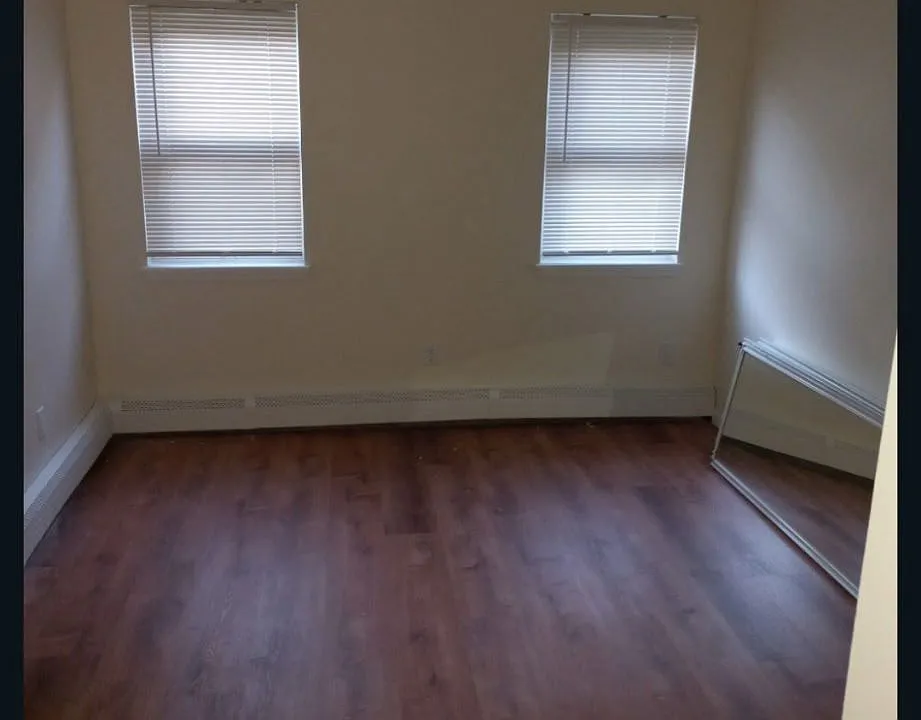 1299 Findlay Ave #3
