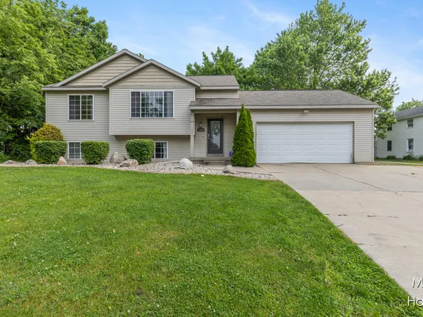 1395 Three Mile Rd NW, Grand Rapids, MI 49544