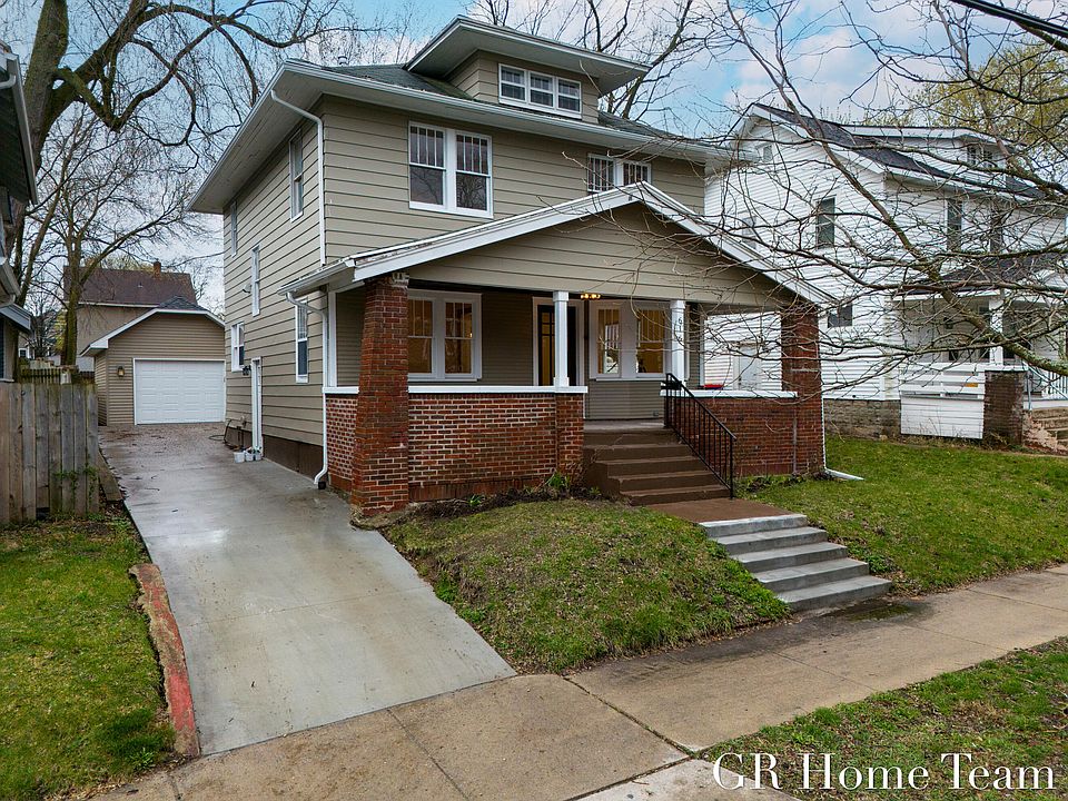 1st image of 616 Sherman St SE