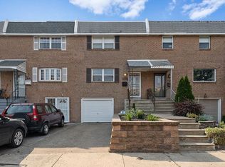 526 Poplar St, Philadelphia, PA 19123