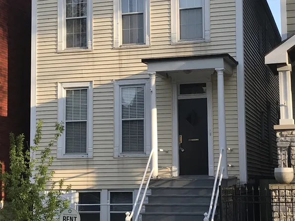 1831 W Melrose St, Chicago, IL 60657