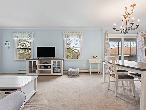 4th image of 14 Harold Street APT 8C