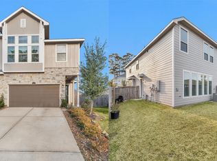 677 Royal Arch Dr, Conroe, TX 77304