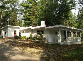 8772 E Koher Rd S, Syracuse, IN 46567