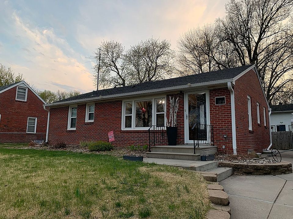 2nd image of 2915 N 61st St