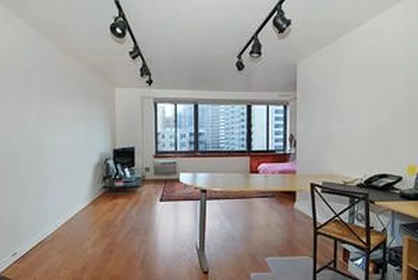 Sold by Douglas Elliman | media 14