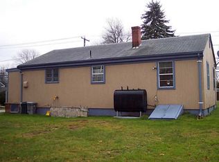 21 Narrows Rd, Bristol, RI 02809