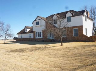 11349 35th Ave, Dodge City, KS 67801
