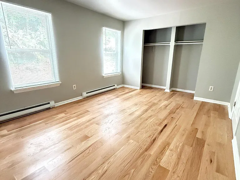 845 Poplar St — Photo 7