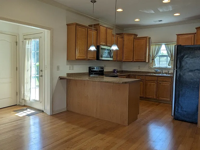 132 Judson Way — Photo 6