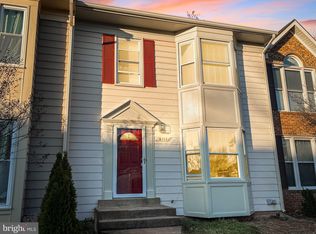 5172 Glen Meadow Dr, Centreville, VA 20120