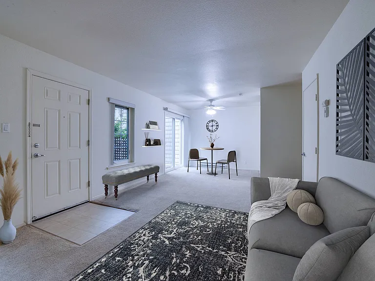 Gatewood Village — Photo 25