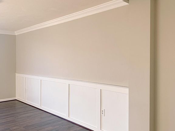 4th image of 4390 Lorcom Ln APT 408