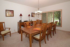 3rd image of 290 McWalter Dr