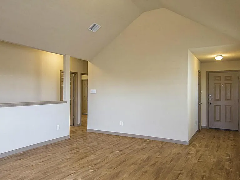 5611 Long Arbor Ln — Photo 5