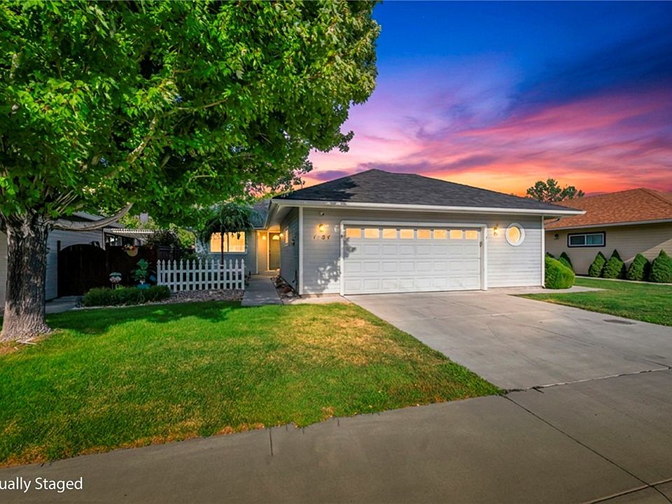 1st image of 1784 Mahogany Cir