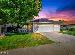 1784 Mahogany Cir, Minden, NV 89423