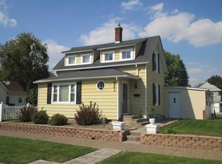 521 18th Ave #A, Moline, IL