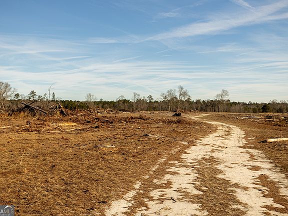 5th image of 2128 Bay Springs Rd