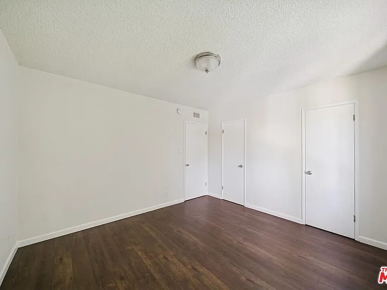 2038 S Holt Ave #16 — Photo 12