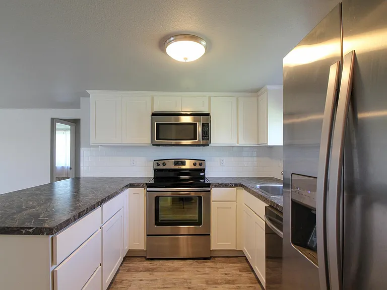 103 Casey Ave — Photo 7