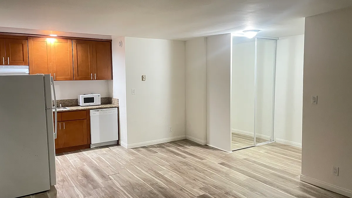 Building Photo - 4012 Morrell St #4