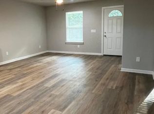 402 W Okmulgee Ave, Sapulpa, OK 74066