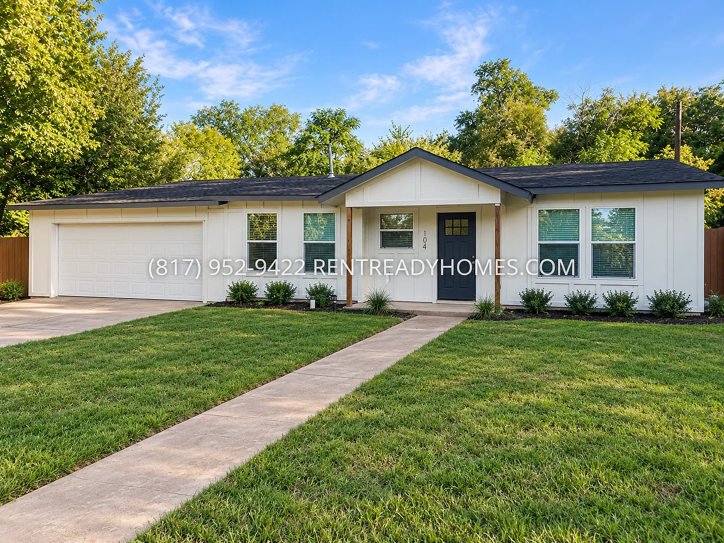 104 Bryan Dr, Arlington, TX 76011 — Photo 1