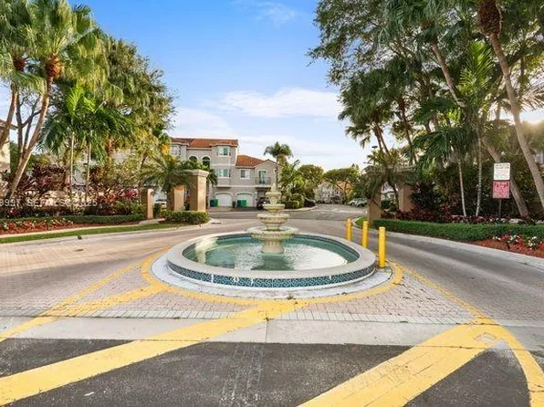 12691 NW 14th Pl, Sunrise, FL 33323